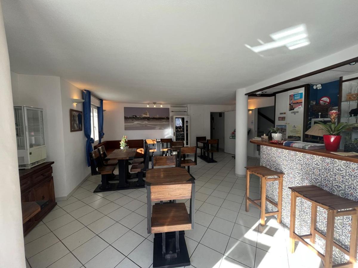 Hotel Les Arcades Saintes-Maries-de-la-Mer Ngoại thất bức ảnh