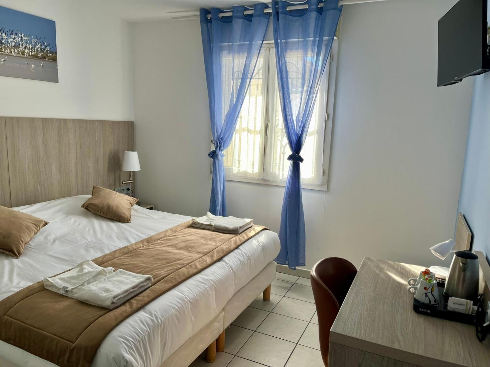 Hotel Les Arcades Saintes-Maries-de-la-Mer Ngoại thất bức ảnh