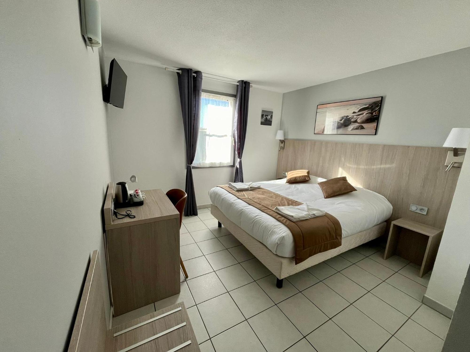 Hotel Les Arcades Saintes-Maries-de-la-Mer Ngoại thất bức ảnh